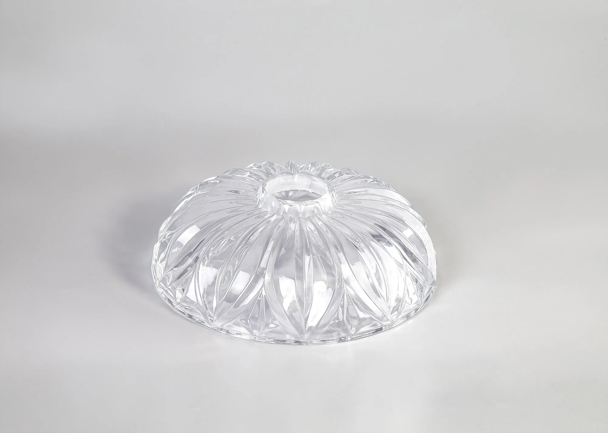 Gilda Dish 20cm Leaf Patterned Glass Shade Clear D0622  Deco Gilda
